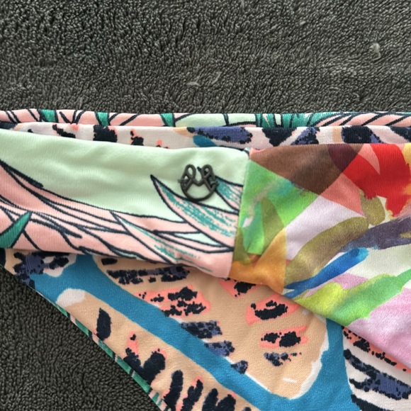 Maaji reversible bikini bottom - Picture 3 of 5